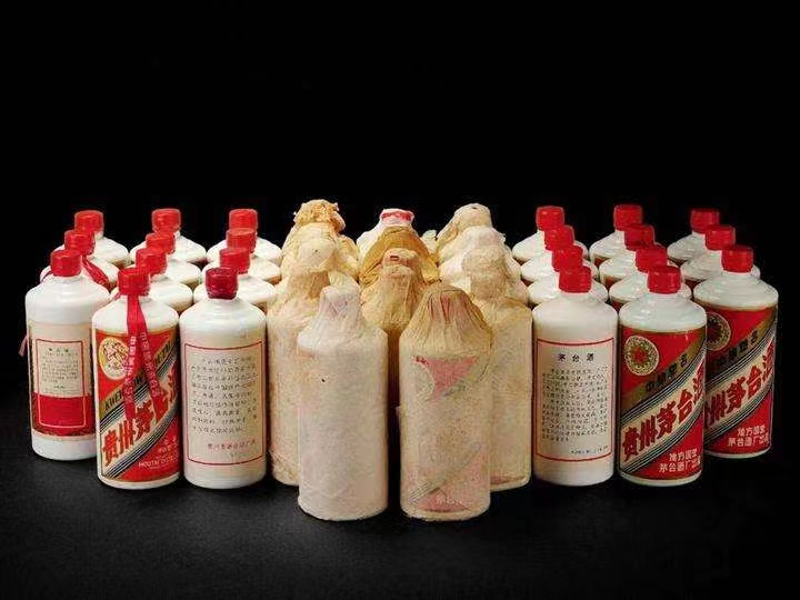 龙楼镇老酒回收上门哪里回收(附近上门回收茅台酒）?